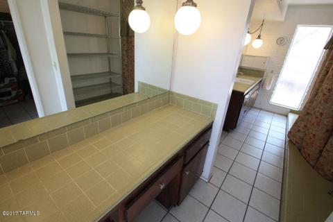 1302 E Thunderhead Cir, Tucson, AZ 85718 photo 23