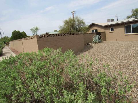 1250 E Hedrick Dr, Tucson, AZ 85719 photo 2