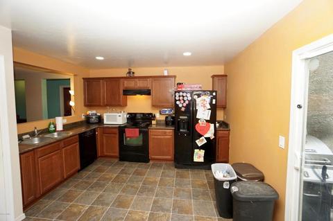 5204 E Desert Straw Ln, Tucson, AZ 85756 photo 2