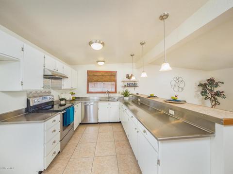8821 E Mcclellan St, Tucson, AZ 85710 photo 6