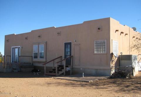 13537 S Clovis Rd, Pearce, AZ 85625 photo 4