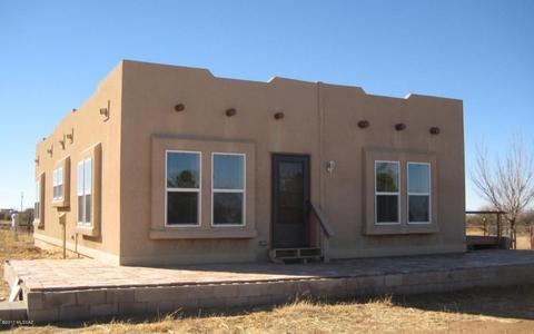 13537 S Clovis Rd, Pearce, AZ 85625 photo 1