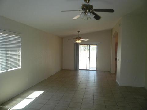 10487 E Dusky Willow Dr, Tucson, AZ 85747 photo 3