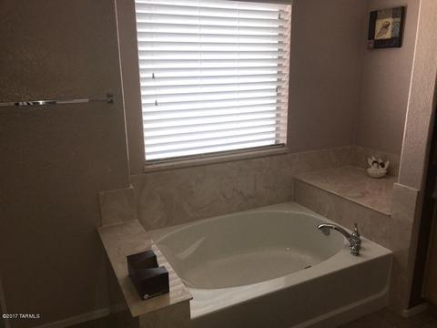 7591 S Laurel Willow Dr, Tucson, AZ 85747 photo 4