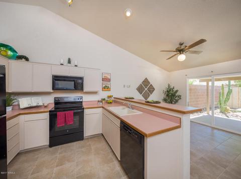 10042 E Desert Aire Dr, Tucson, AZ 85730 photo 9