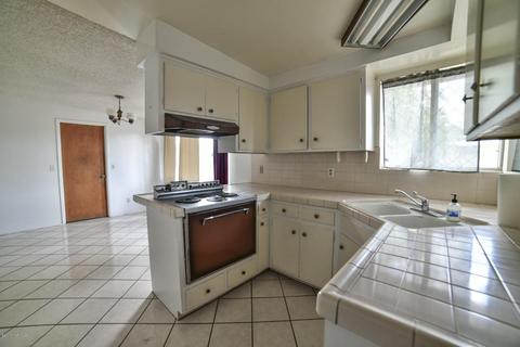 8533 E 3rd St, Tucson, AZ 85710 photo 3