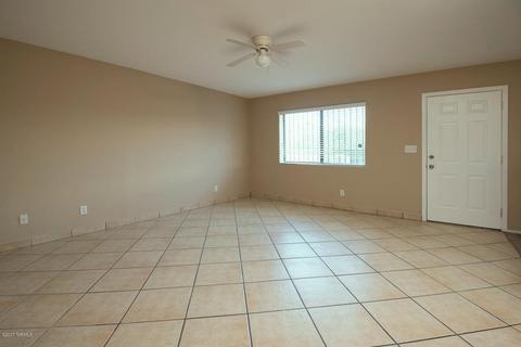 702 E 33rd St, Tucson, AZ 85713 photo 3