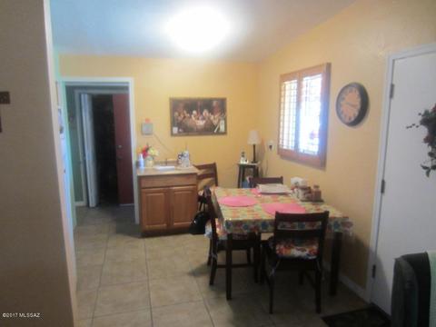 2311 E 19th St, Tucson, AZ 85719 photo 4