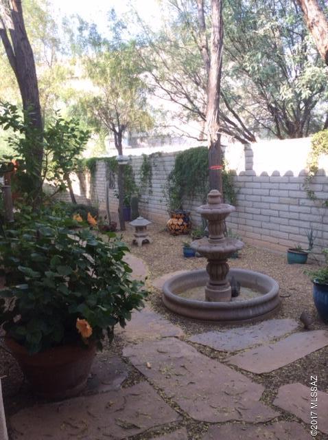 474 E Codd St, Tucson, AZ 85701 photo 12