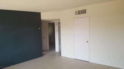 933 E Adelaide Dr, Tucson, AZ 85719 photo 2