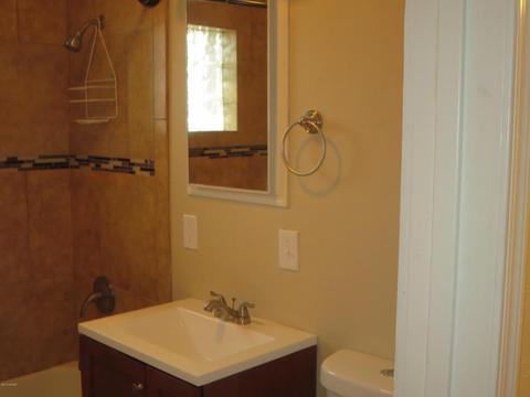5233 E 27th St, Tucson, AZ 85711 photo 17