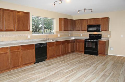 5989 E Tercel Dr, Tucson, AZ 85756 photo 3