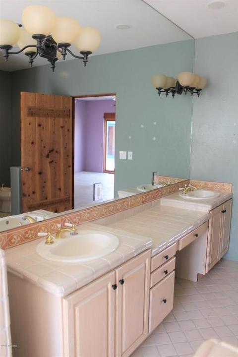 12130 E Roger Rd, Tucson, AZ 85749 photo 28