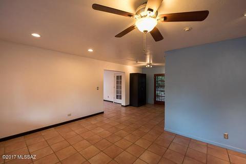 4050 E 3rd St, Tucson, AZ 85711 photo 3