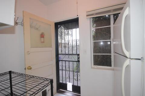 132 E 17th St, Tucson, AZ 85701 photo 9