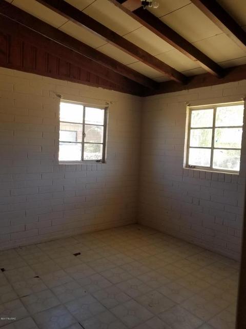451 N Curtis Ave, Willcox, AZ 85643 photo 6