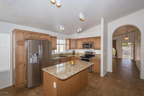 9021 N Eaglestone Loop, Tucson, AZ 85742 photo 15