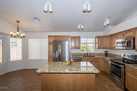 9021 N Eaglestone Loop, Tucson, AZ 85742 photo 7