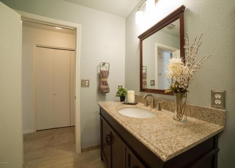 9235 E Wide Creek Way, Tucson, AZ 85747 photo 5