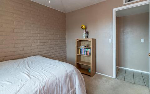 9301 E Pikes Peak Dr, Tucson, AZ 85710 photo 23