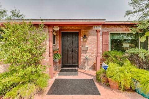 2013 E Kleindale Rd, Tucson, AZ 85719 photo 2