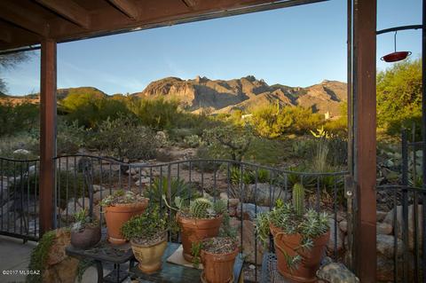 3273 E Table Mountain Rd, Tucson, AZ 85718 photo 2