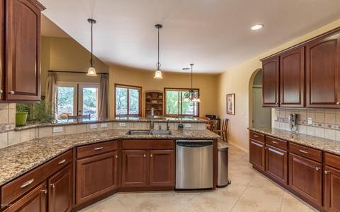 261 N Westview Dr, Vail, AZ 85641 photo 3
