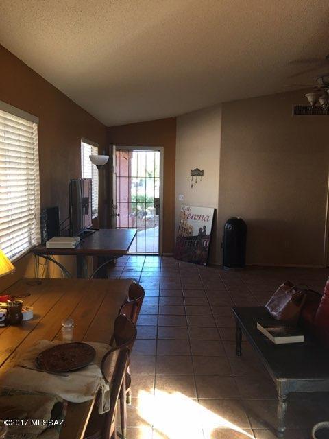 8864 E Apple Tree Dr, Tucson, AZ 85730 photo 7