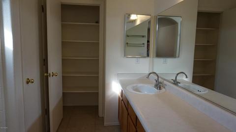 9443 E Bench Mark Loop, Tucson, AZ 85747 photo 16