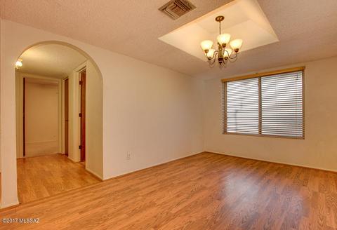 8750 E 26th St, Tucson, AZ 85710 photo 8