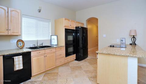 8724 E Burning Tree Dr, Tucson, AZ 85710 photo 22