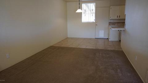 3943 E Sylvane Dr, Tucson, AZ 85711 photo 6