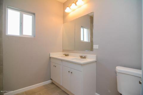 2000 E Spring St, Tucson, AZ 85719 photo 12