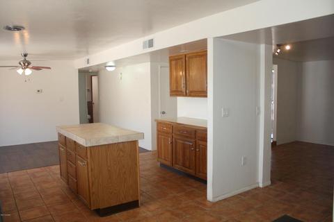 8402 E Beverly St, Tucson, AZ 85710 photo 10