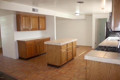 8402 E Beverly St, Tucson, AZ 85710 photo 11