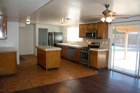 8402 E Beverly St, Tucson, AZ 85710 photo 14