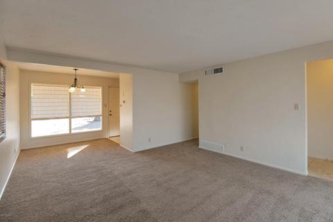 6402 Eli Dr, Tucson, AZ 85710 photo 2