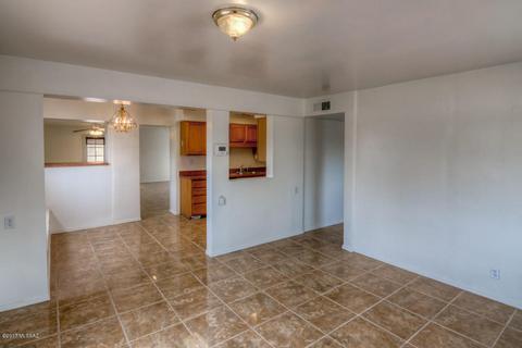 4656 E 14th St, Tucson, AZ 85711 photo 5