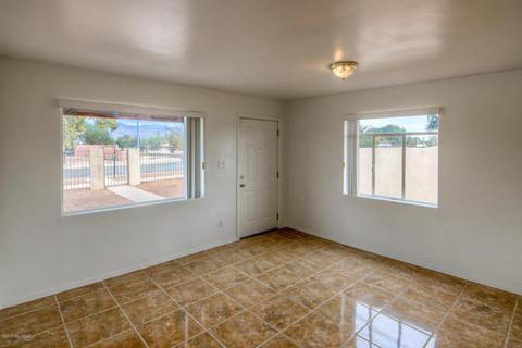 4656 E 14th St, Tucson, AZ 85711 photo 2