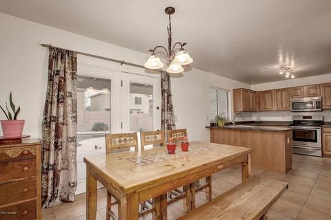 4048 E Cameo Point Dr, Tucson, AZ 85756 photo 9