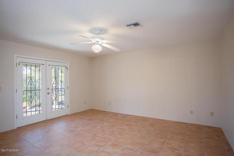 656 E Macon Dr, Vail, AZ 85641 photo 9