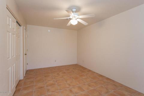 656 E Macon Dr, Vail, AZ 85641 photo 18
