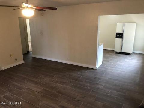 616 Elm St, Tucson, AZ 85705 photo 6