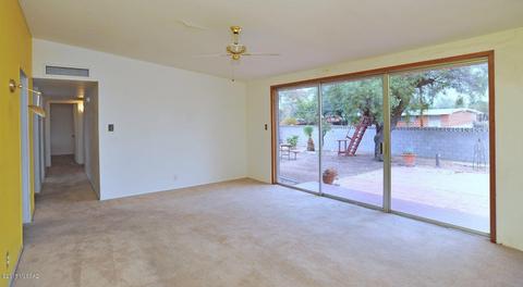 7125 Eli Pl, Tucson, AZ 85710 photo 3