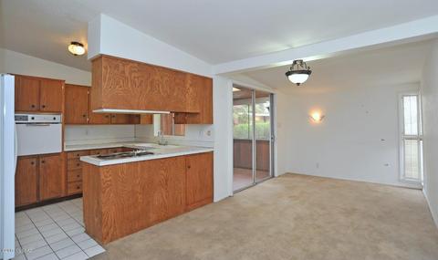 7125 Eli Pl, Tucson, AZ 85710 photo 4