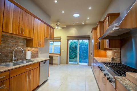 467 E 16th St, Tucson, AZ 85701 photo 6