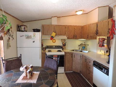 16785 W Arivaca Rd, Arivaca, AZ 85601 photo 4