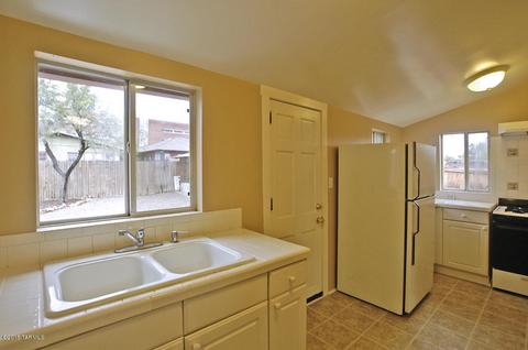 830 E 6th St, Tucson, AZ 85719 photo 15