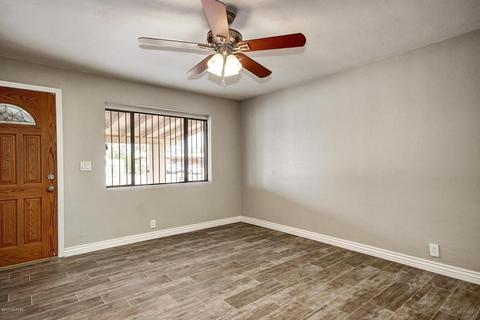 4602 E 28th St, Tucson, AZ 85711 photo 6