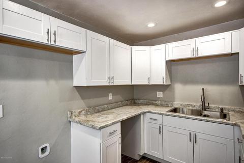 4602 E 28th St, Tucson, AZ 85711 photo 8
